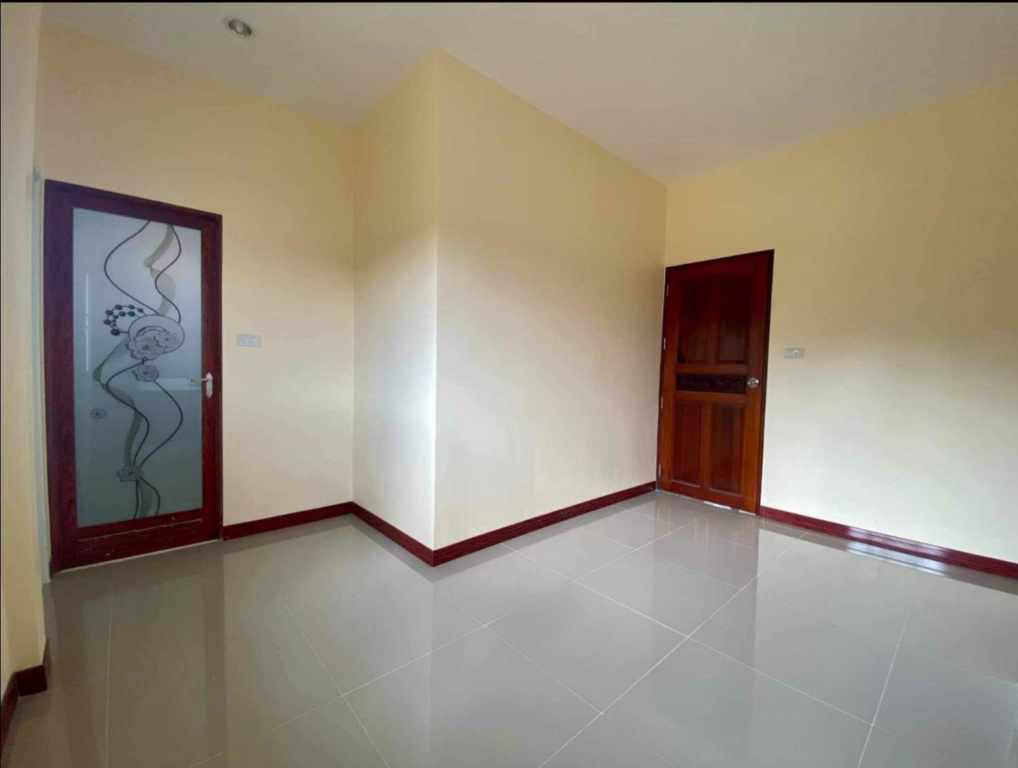 ขายบ้านเดี่ยวทรงปั้นหยา-ราคาถูก-บรรยากาศดี-มหาสารคาม-น้ำไม่ท่วม