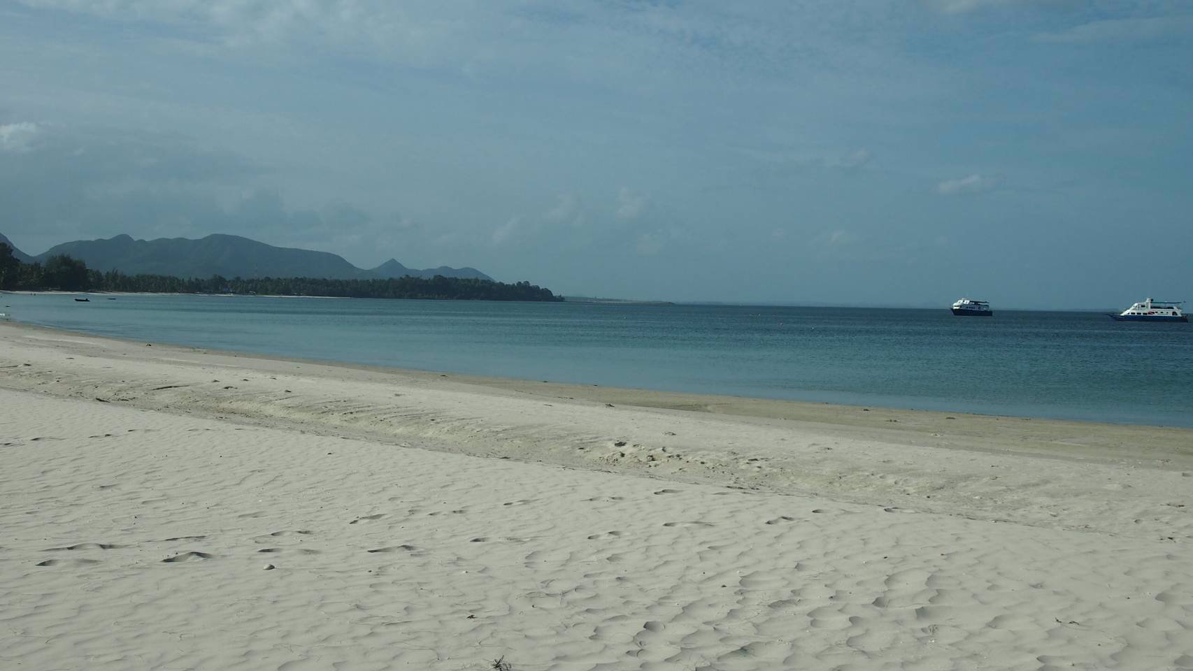 ขายที่ดินติดชายทะเล-หาดทุ่งวัวแล่น-ตสะพลี-อปะทิว-จชุมพร