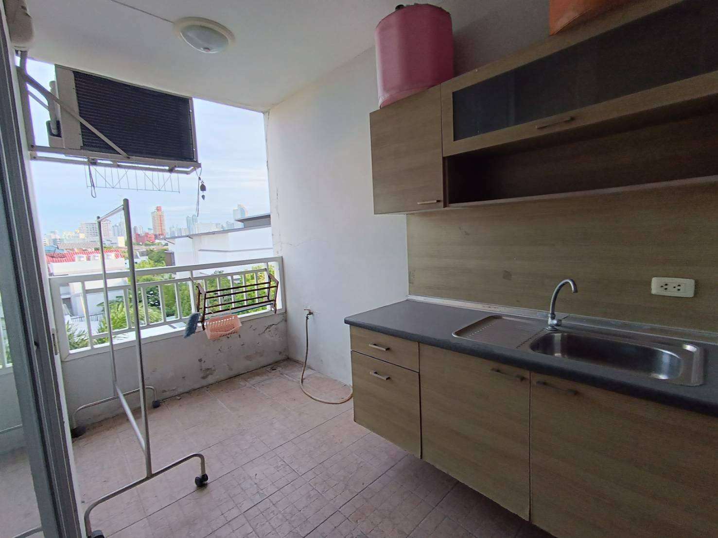 คอนโด-ratchadacity18-ตึกเพชร-วางห้องครัวได้ทั้งครัวเปิด-ปิด-อาคาร-a-ขั้น5-ขนาด-4062-ตรม