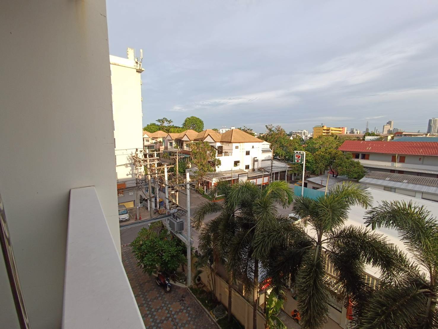 คอนโด-ratchadacity18-ตึกเพชร-วางห้องครัวได้ทั้งครัวเปิด-ปิด-อาคาร-a-ขั้น5-ขนาด-4062-ตรม