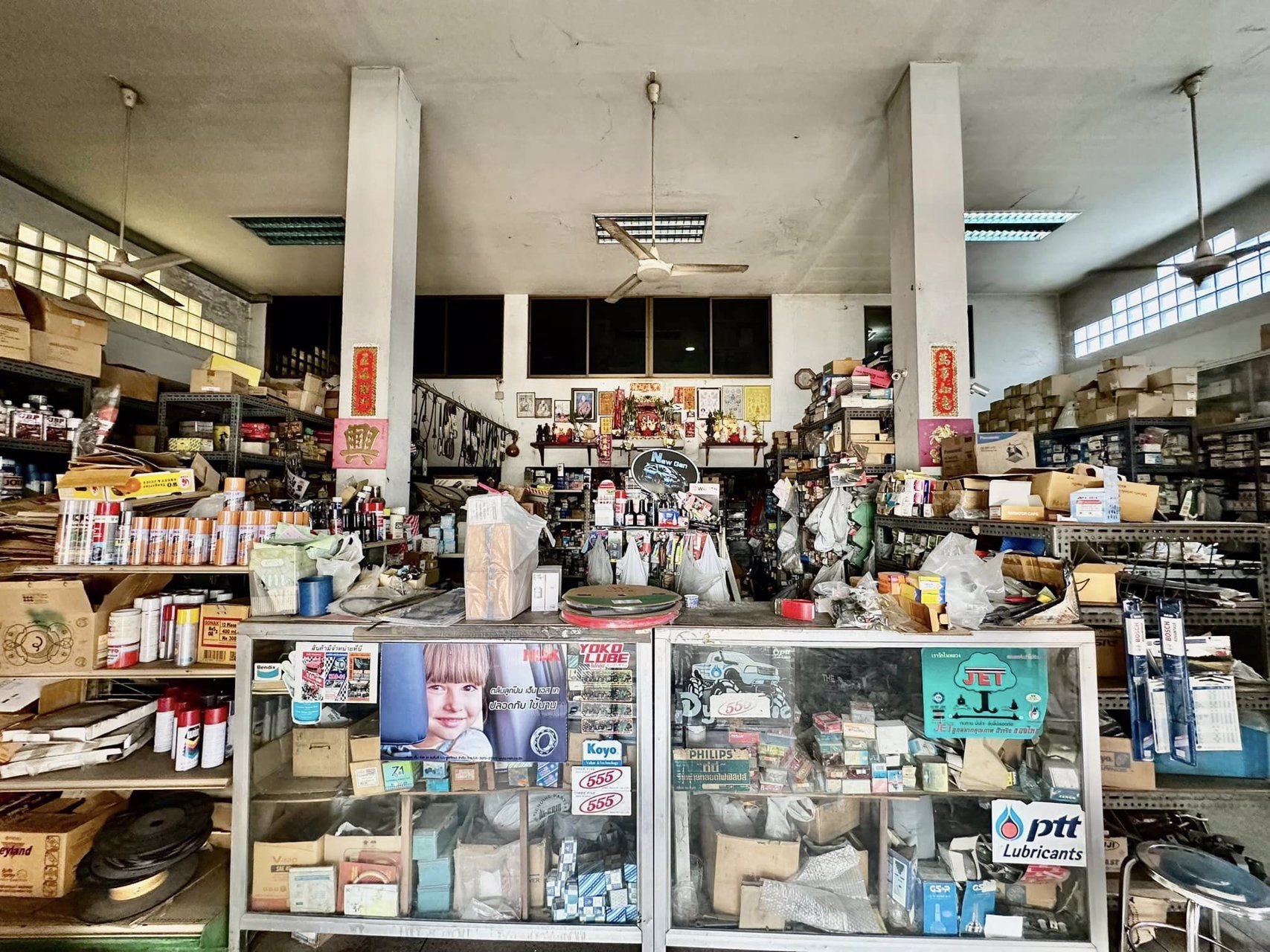 ขายตึก-4-ชั้นครึ่ง-ทำเลทอง-ติดถนนลำลูกกา