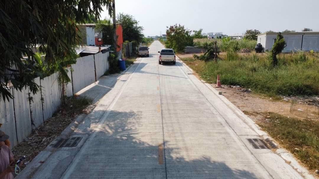 ขายด่วนถมแล้วติดถนนคอนกรีต-300-ตารางวา