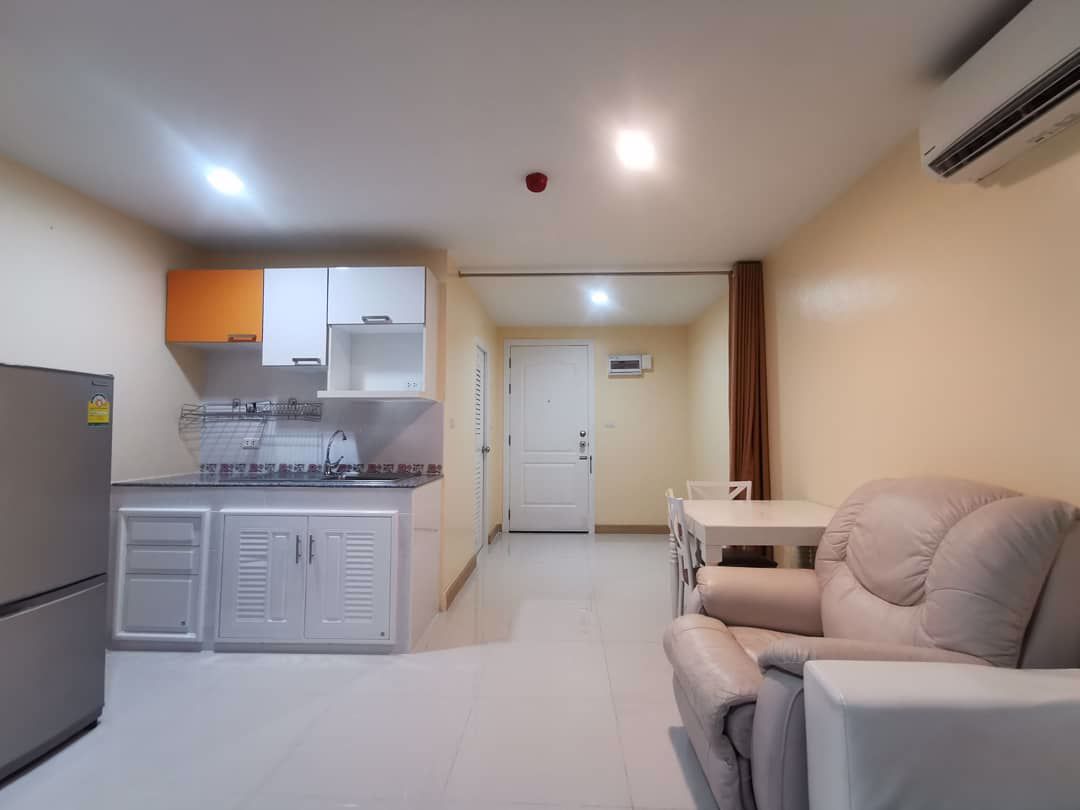 ขายเอง-คอนโดลาดพร้าวซอย1-1นอน1น้ำ1นั่งเล่น-24ล้าน-385ตรม-ห้องมุม