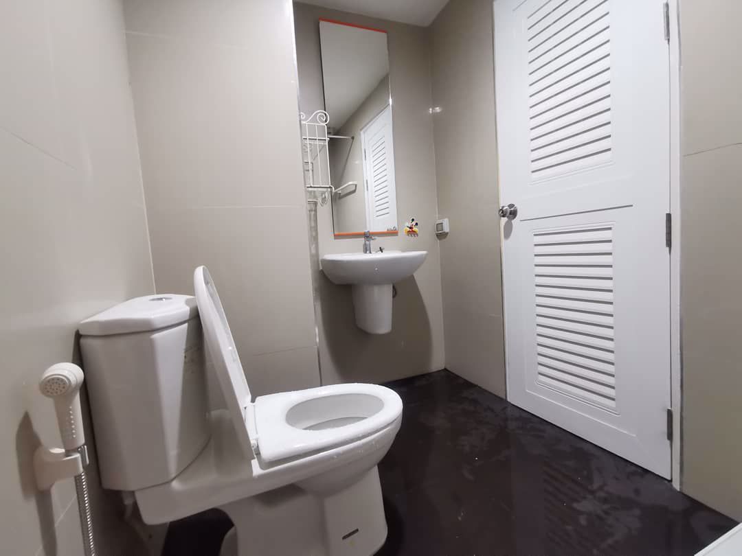 ขายเอง-คอนโดลาดพร้าวซอย1-1นอน1น้ำ1นั่งเล่น-24ล้าน-385ตรม-ห้องมุม