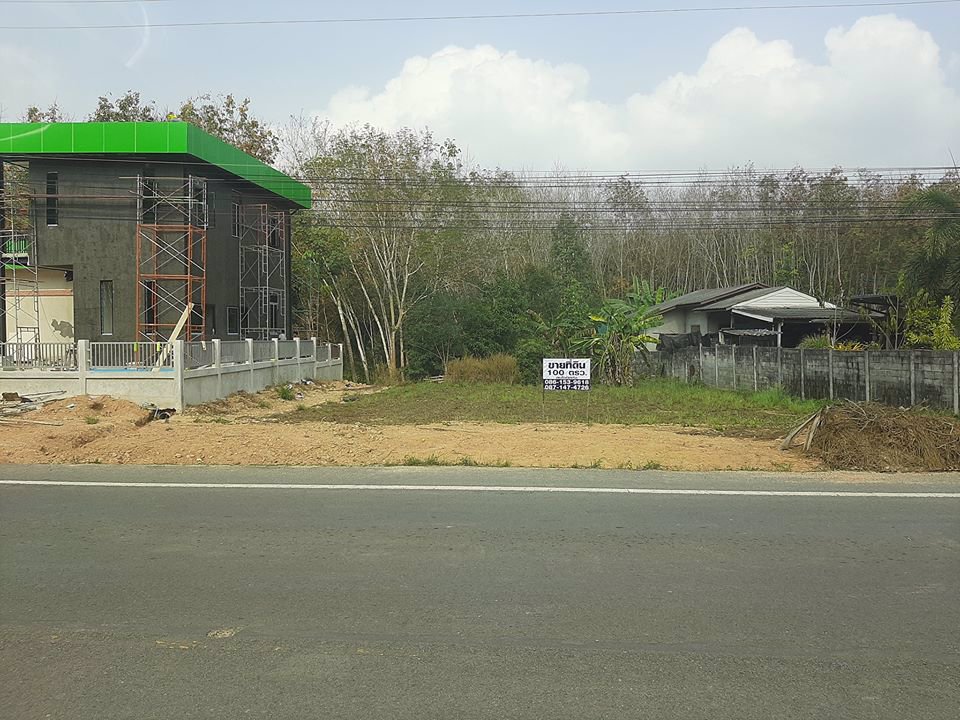 ที่ดินแบ่งขาย-ทำเลค้าขายติดถนน-ด่วน-ราคาถูกๆ-