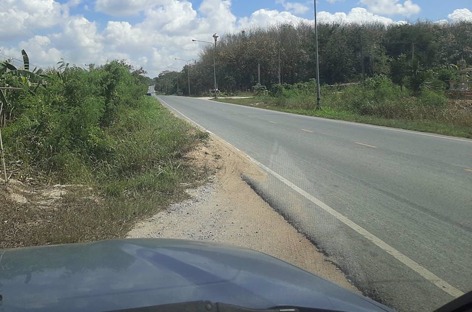 ขายบ้านแฝด-2-หลังติด-ทำเลดีใกล้ตลาด-ใกล้โรงงาน-ราคาถูกๆ