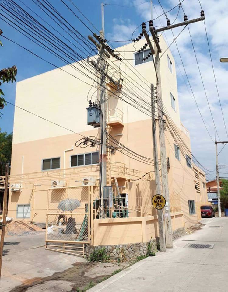 ขายหรือให้เช่าโกดังสินค้า-ใจกลางเมืองพัทยาทำเลดี-ย่านธุรกิจ-ใ-ห้-เ-ช่-า-ร-ะ-ย-ะ-ย-า-ว