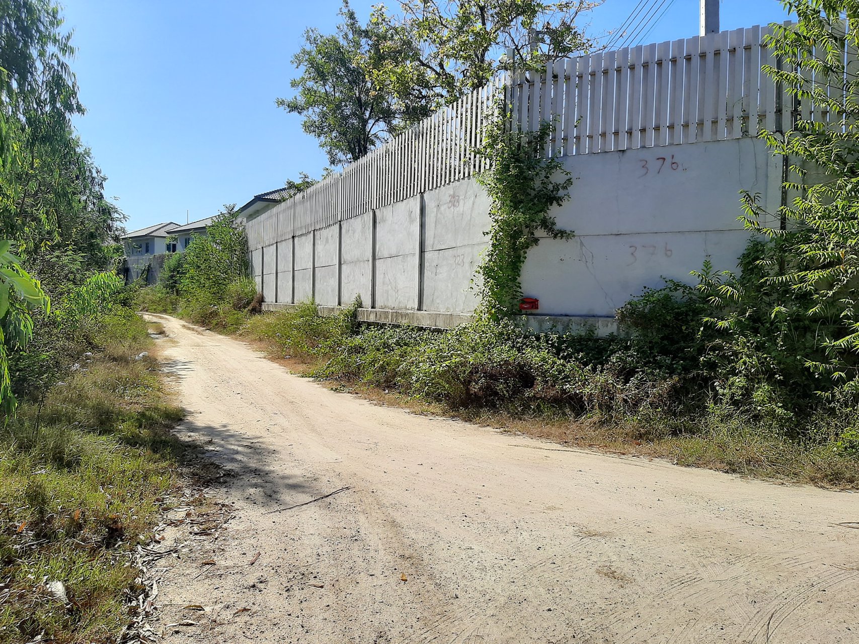 ขายที่ดินระยองราคาถูกสุดๆ-ตเนินพระ-ใกล้แหล่งความเจริญ