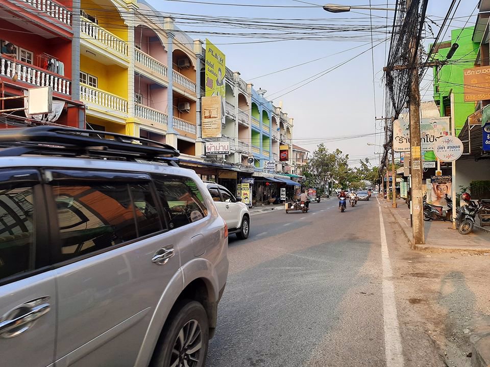 บ้านติดถนนสายล่าง-ทำเลทอง-เหมาะแก่การลงทุนมากๆ