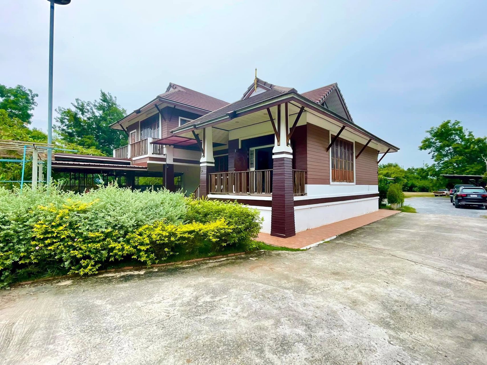 ขายถูก-บ้านทรงไทย-อยุธยา-9-ล้านเหลือ-6-ล้าน