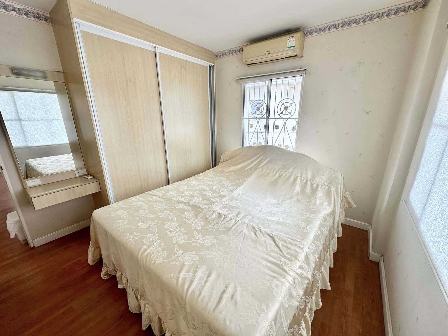 ขายถูก-หมู่บ้านนันทวัน-รามคำแหง94