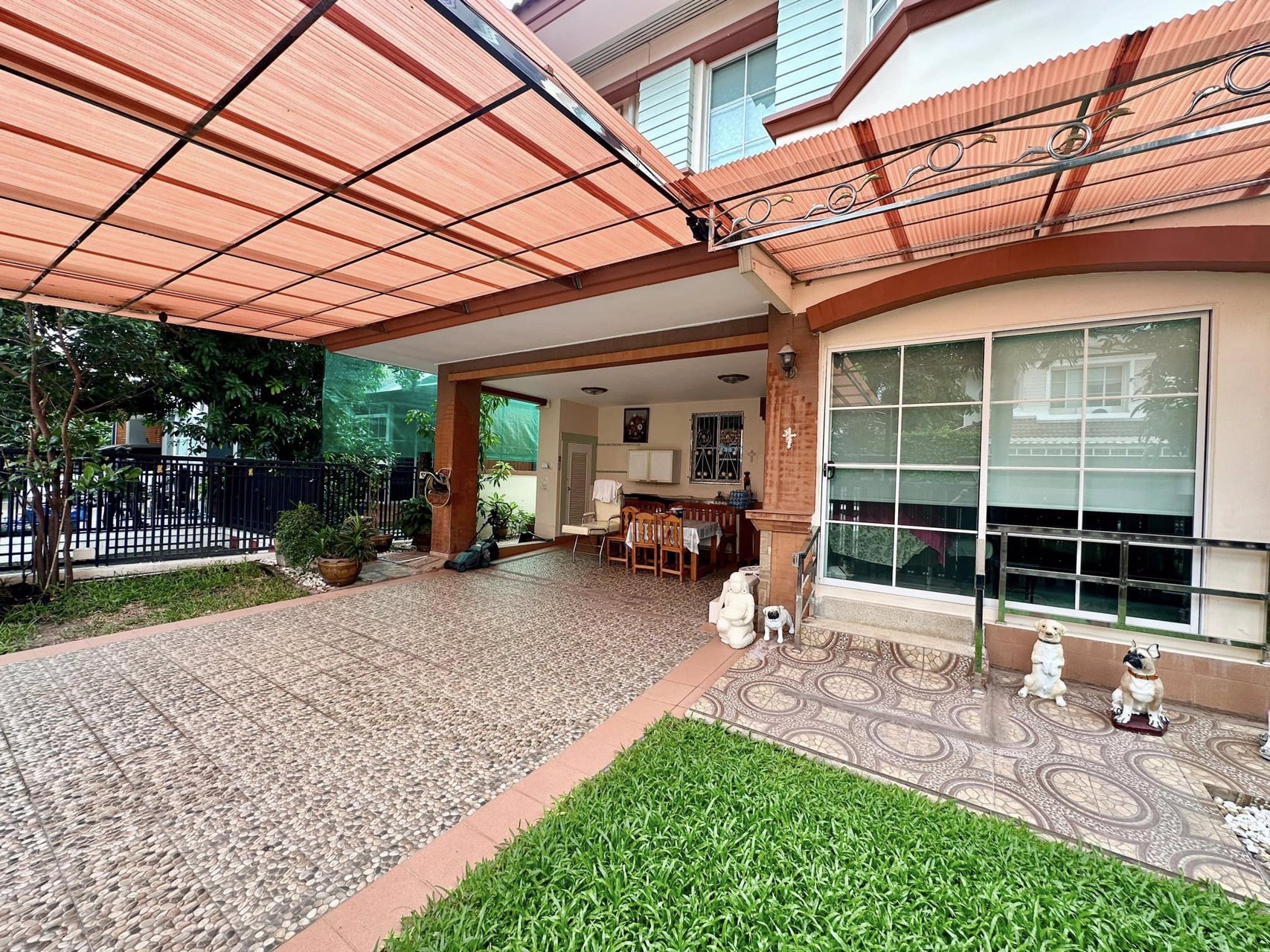 ขายถูก-หมู่บ้านนันทวัน-รามคำแหง94