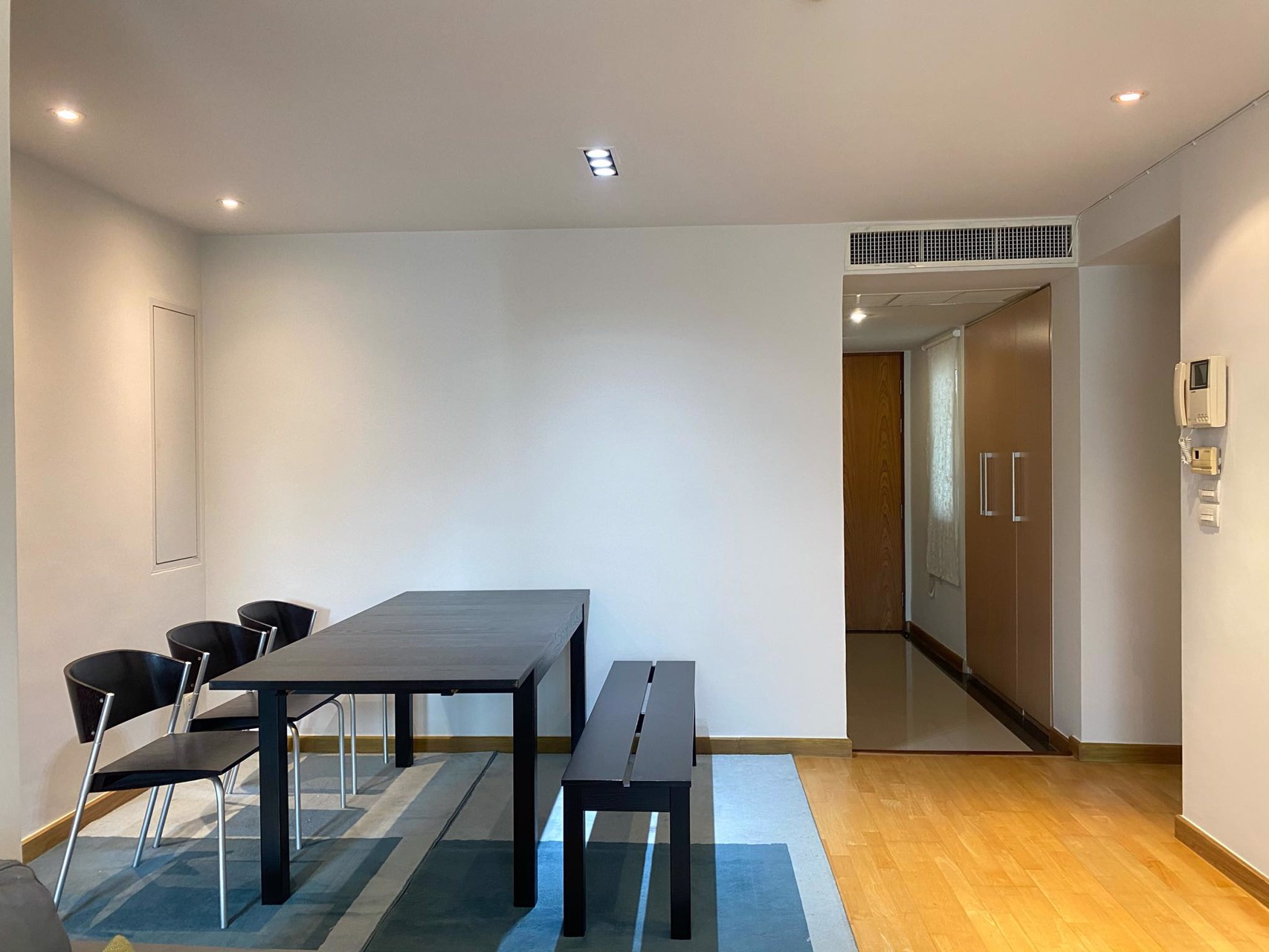 โปรโมชั่น-covid-ลดแหลก-ให้เช่าคอนโดเรสซิเด้นท์52-พื้นที่-99-ตรม-แบบ-3-นอน-3-น้ำ-ใกล้-btsอ่อนนุช