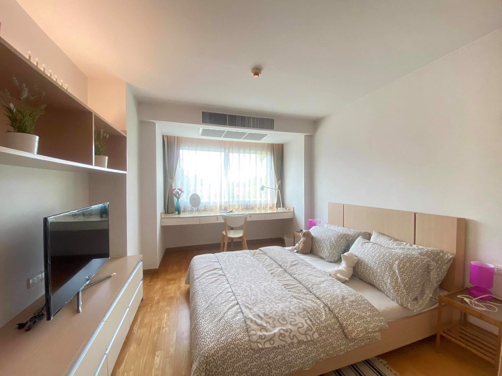 ขาย-ให้เช่า-คอนโดเรสซิเด้นท์52-พื้นที่-60-ตรม-แบบ-2-นอน-2-น้ำ-ใกล้-bts-อ่อนนุช