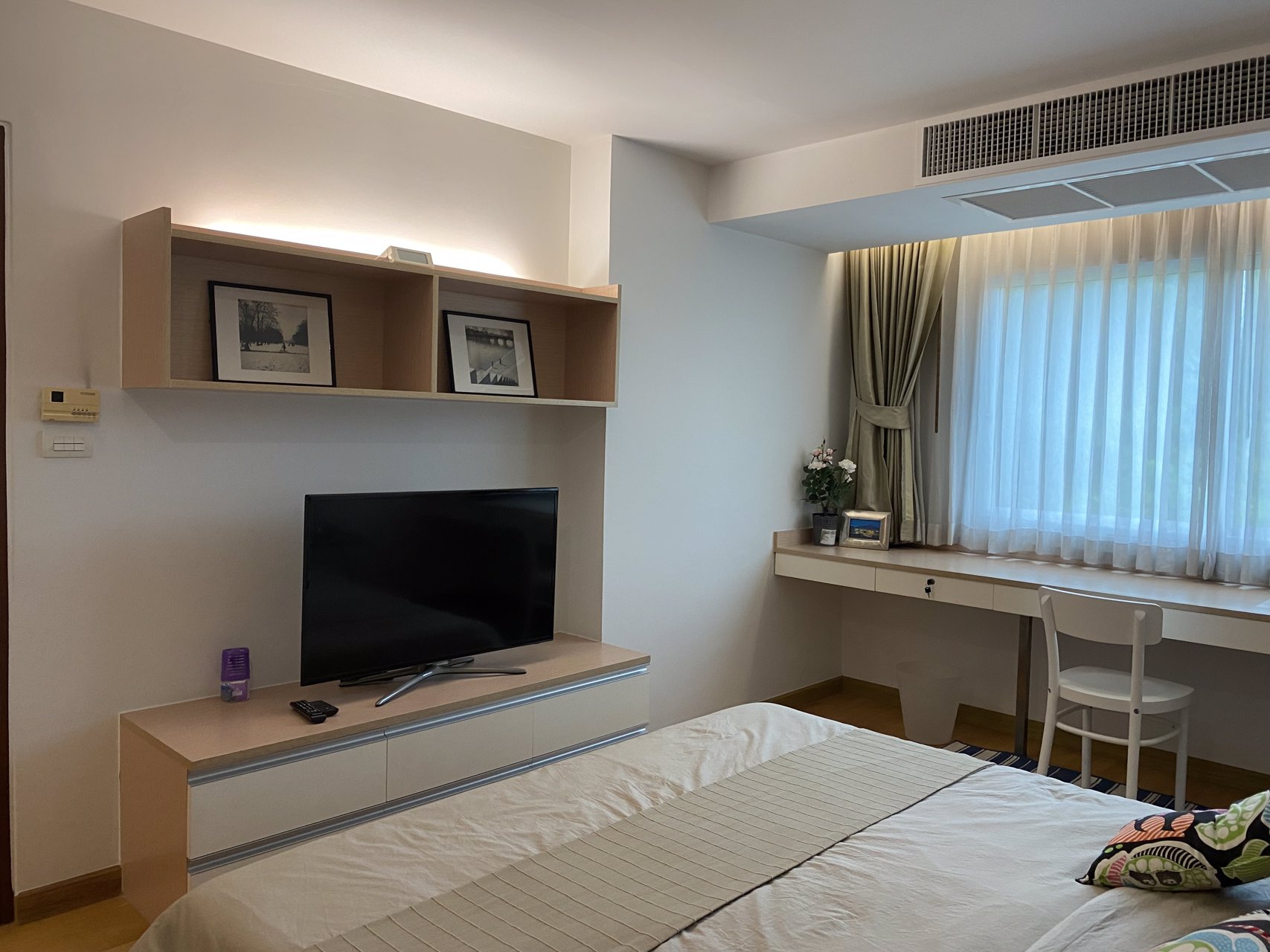 ขาย-ให้เช่า-คอนโดเรสซิเด้นท์52-พื้นที่-48-ตรม-แบบ-1-นอน-1-น้ำ-ใกล้-bts-อ่อนนุช