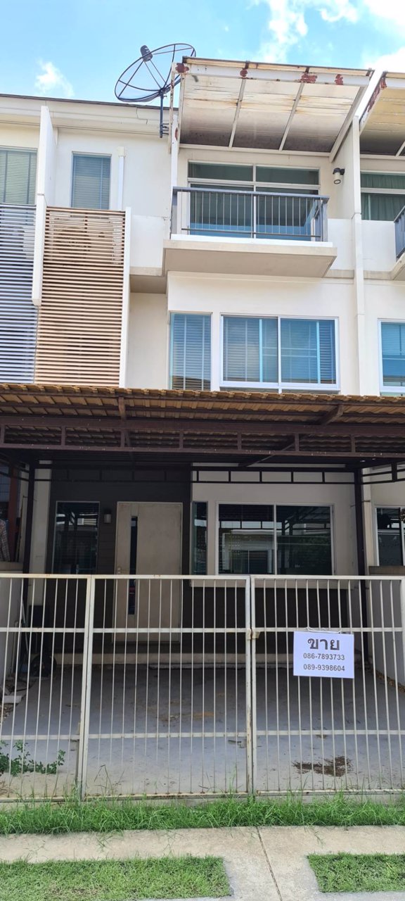 ทาวน์โฮม3ชั้น-ใหม่มาก-ราคาถูก