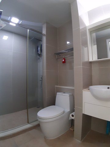 ขายทีซี-กรีน-คอนโดมิเนียม-แบบ-2-นอน-เฟอร์บิ้วอินอย่างดี-พร้อมเข้าอยู่