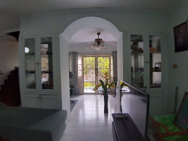 ขายบ้านเดี่ยวหลังมุม-มณีรินทร์-รัตนาธิเบศร์-74-ตรว-หลังใหญ่-ร่มรื่น-ต้นไม้เยอะ