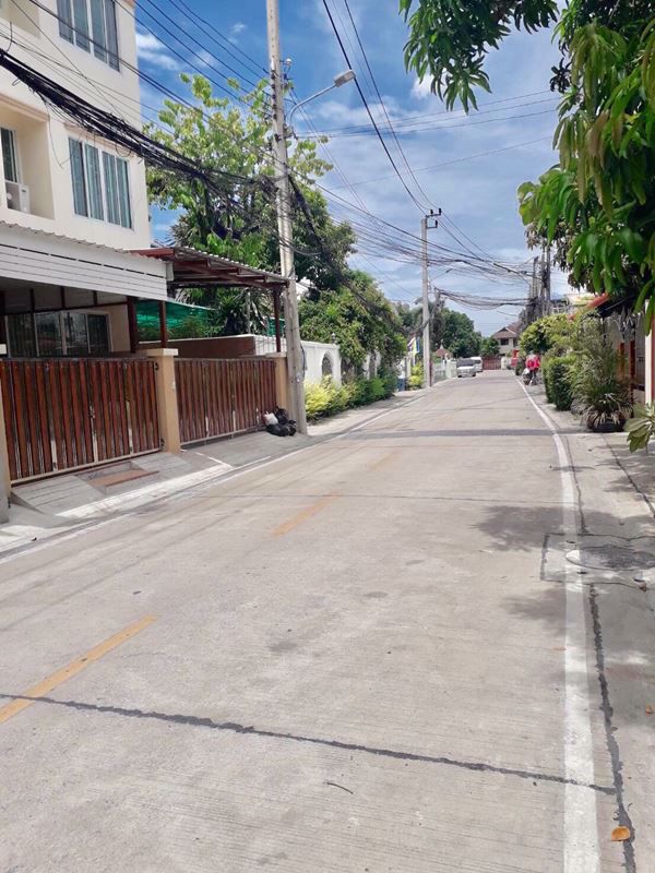 ขายทาวน์โฮม-3ชั้น-โครงการบ้านริมสวน-ใกล้mrt-แยกติวานนท์-4ห้องนอน-3ห้องน้ำ-เมืองนนทบุรี