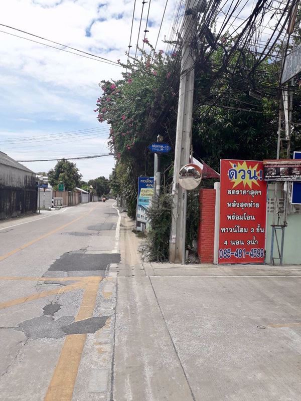 ขายทาวน์โฮม-3ชั้น-โครงการบ้านริมสวน-ใกล้mrt-แยกติวานนท์-4ห้องนอน-3ห้องน้ำ-เมืองนนทบุรี