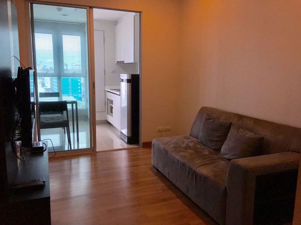 ให้เช่า-condo-centric-ratchada-suthisan-ติด-mrt-สุทธิสาร-32-ตรม-1ห้องนอน-1ห้องน้ำ