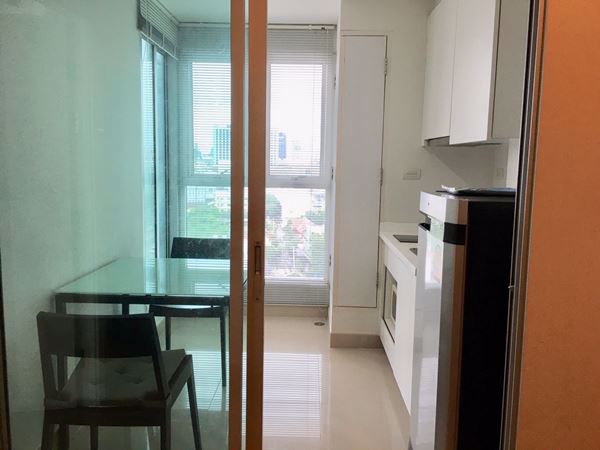 ให้เช่า-condo-centric-ratchada-suthisan-ติด-mrt-สุทธิสาร-32-ตรม-1ห้องนอน-1ห้องน้ำ