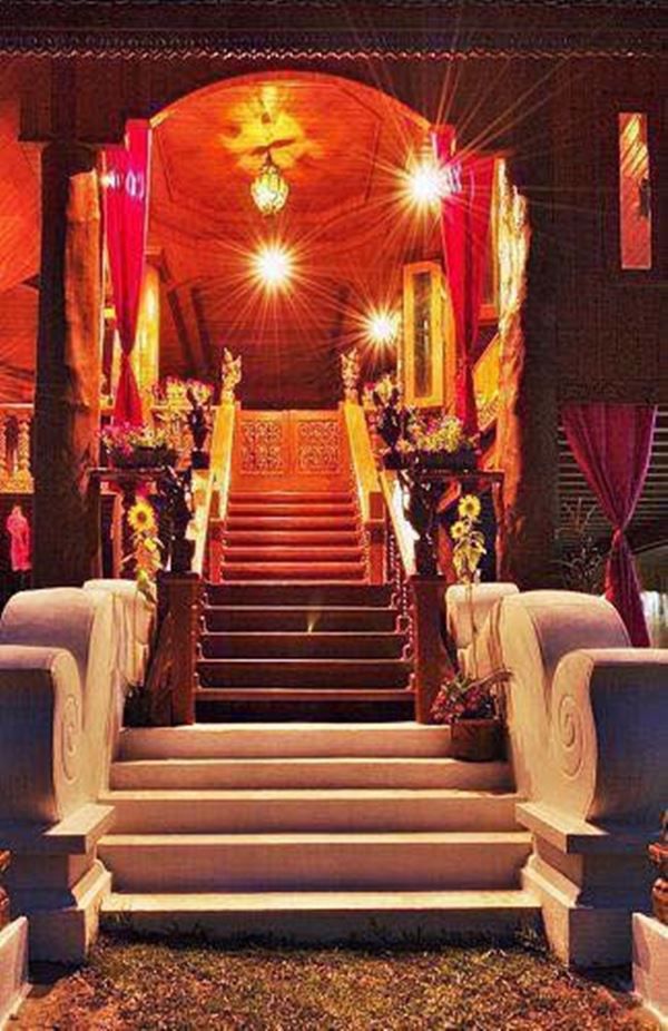 ขายคฤหาสน์บ้านไม้สักทองหลังใหญ่-สวย-หายาก-ใหญ่ที่สุดในจังหวัดเชียงใหม่-พร้อมที่ดินโฉนด-10-ไร่