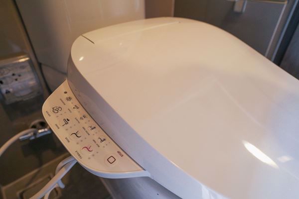 ขายและเช่าคอนโด-ไอดีโอ-โมบิ-อโศก-สตูดิโอ-1-ห้องน้ำ-2483-ตรม-ชั้น-33-ใกล้-mrt-เพชรบุรี