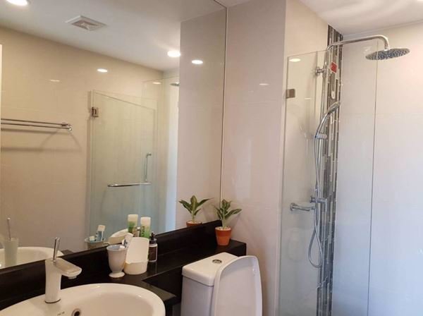 ให้เช่าคอนโด-chateau-in-town-จรัญสนิทวงศ์-96-2-วิวแม่น้ำ-ใกล้-mrt-บางอ้อ