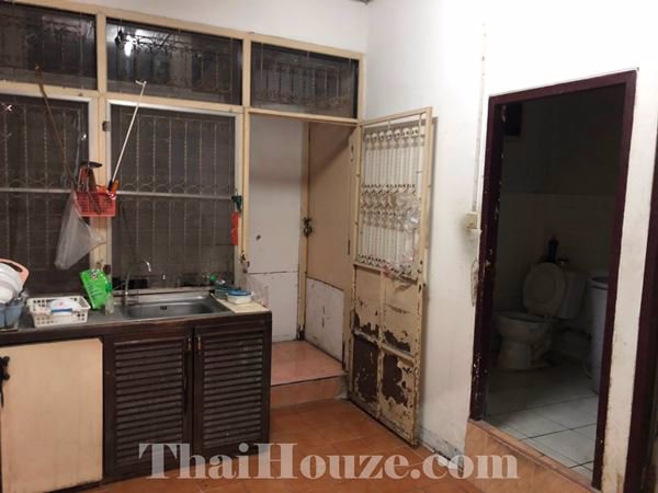 ขายทาวน์เฮ้าส์-1-ชั้น-หมู่บ้านโชคไพศาล-25-ตรว-ดอนเมือง-สรงประภา