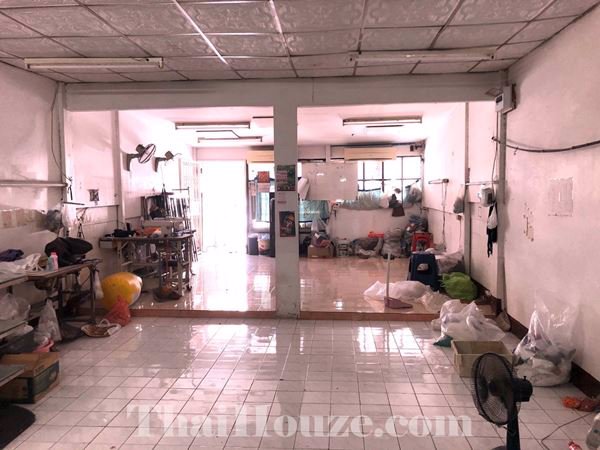 ขายทาวน์เฮ้าส์-1-ชั้น-หมู่บ้านโชคไพศาล-25-ตรว-ดอนเมือง-สรงประภา