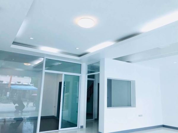 ขายอาคารพาณิชย์-3-ชั้น-2-คูหา-อเมือง-จระยอง-ซอยข้างห้าง-passione-แหลมทอง