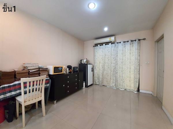 ขายบ้านทาวน์โฮม-3-ชั้น-หมู่บ้านอารียา-เกษตรนวมินทร์-ลาดปลาเค้า