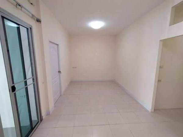 ขายถูกทาวน์เฮ้าส์ชั้นเดียว-3-ห้องนอน-21-ตรว-แต่งใหม่ทั้งหลัง-มโชคฤทัย-บางกระเจ้า-สมุทรสาคร