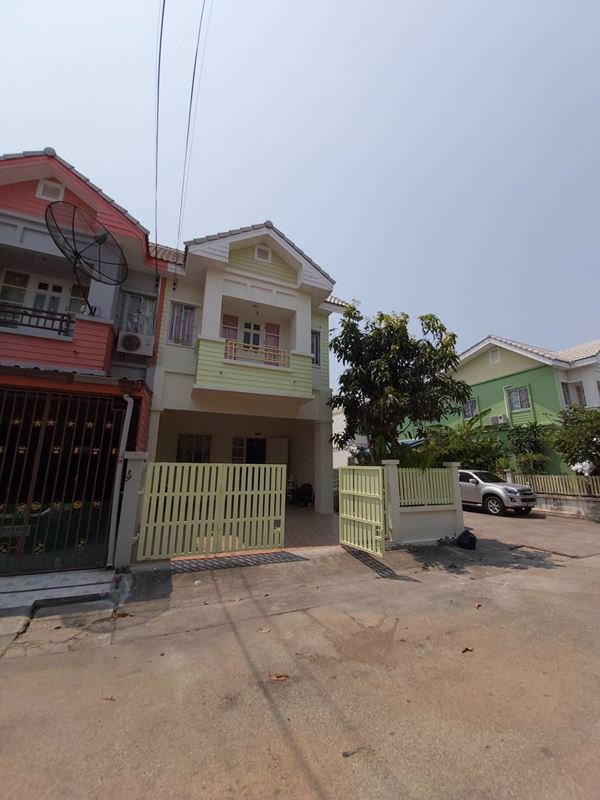 ขายทาวน์เฮ้าส์-2-ชั้น-หลังหัวมุม-279-ตรว-หมู่บ้านวิเศษสุขนคร-เฟส4-ซอยวัดพันท้ายนรสิงห์