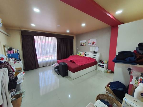 ขายอาคารพาณิชย์-4-ชั้น-สำเพ็ง-2-ถนนกัลปพฤกษ์-30-ตรว-สุดยอดทำเลทอง