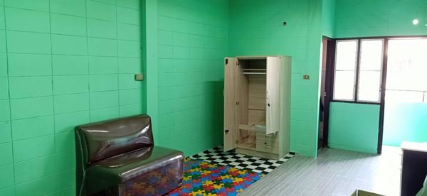 ขายคอนโดราคาถูก-200000-บาท-พร้อมเฟอร์นิเจอร์ใหม่-ใกล้รถไฟฟ้ารังสิต