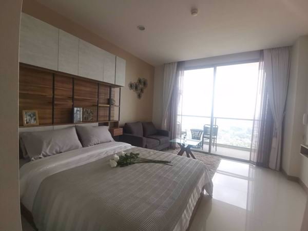 ขายด่วนมาก-คอนโดมิเนียมหรู-riviera-wongamat-ของร้อน-ของดี-ของสวย-จัดไปเลยค่า-ของราคาดีแบบนี้