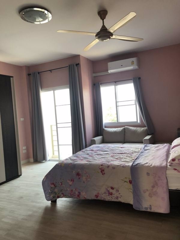 ขายอาคารพานิชย์-3-ชั้น-เมืองเชียงราย-พร้อมเฟอร์นิเจอร์-พร้อมเข้าอยู่-2-ห้องนอน