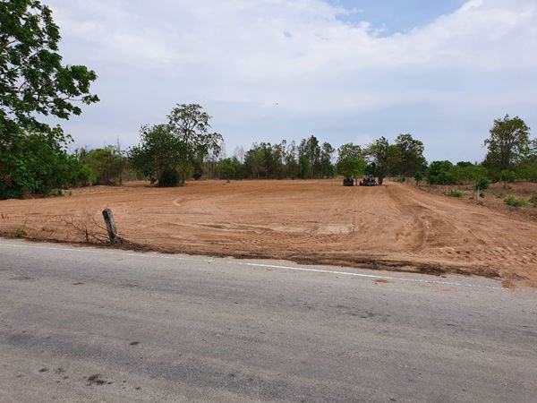 ที่ดินแบ่งล๊อค-จสุพรรณบุรี-ติดถนนทางหลวงชนบทสวย-เริ่มต้นที่-150000-บาท