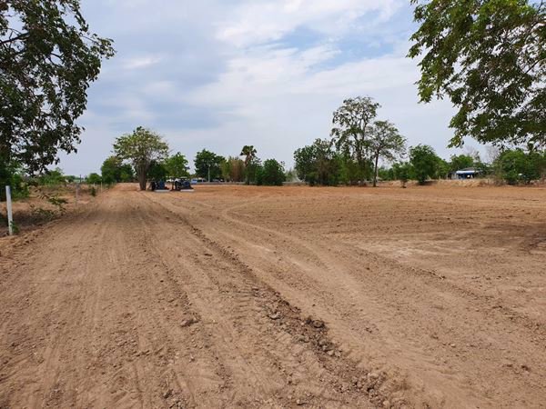 ที่ดินแบ่งล๊อค-จสุพรรณบุรี-ติดถนนทางหลวงชนบทสวย-เริ่มต้นที่-150000-บาท