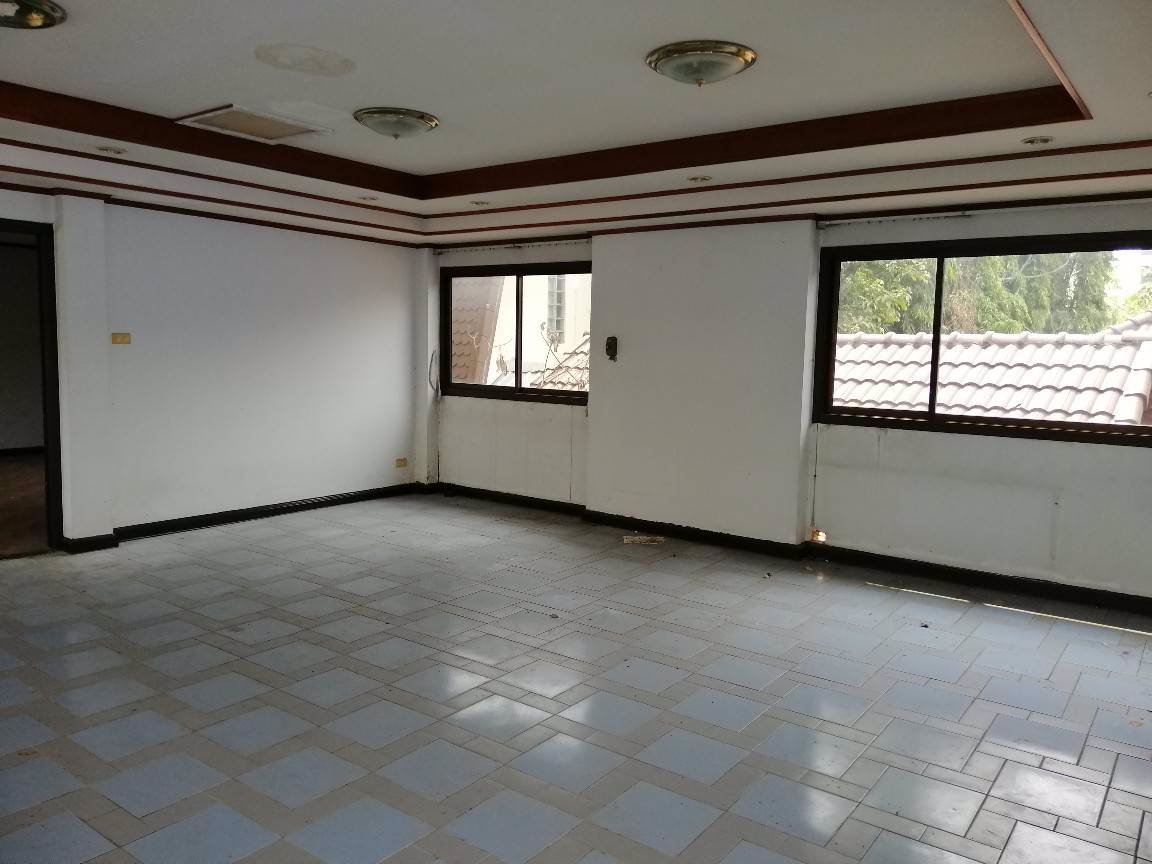 ขายบ้านเดี่ยว-2-ชั้น-หมู่บ้านอมรพันธ์-9-ซอย-10