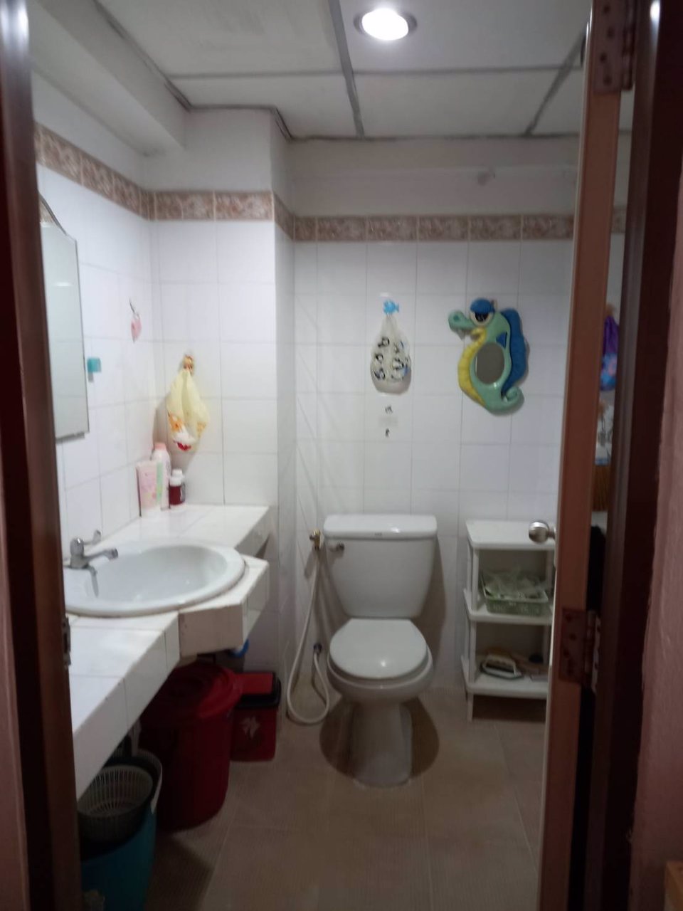 ขายคอนโด-เอ็กซ์คลูซีฟ-เพลส-ชั้น-7-ลาดพร้าว-ซอย-1-แยก3