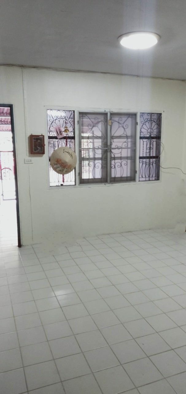 ขายทาวน์เฮาส์สภาพดี-ราคาถูกมาก-หมู่บ้านวีเคโฮม-ท่าข้าม-บางขุนเทียน