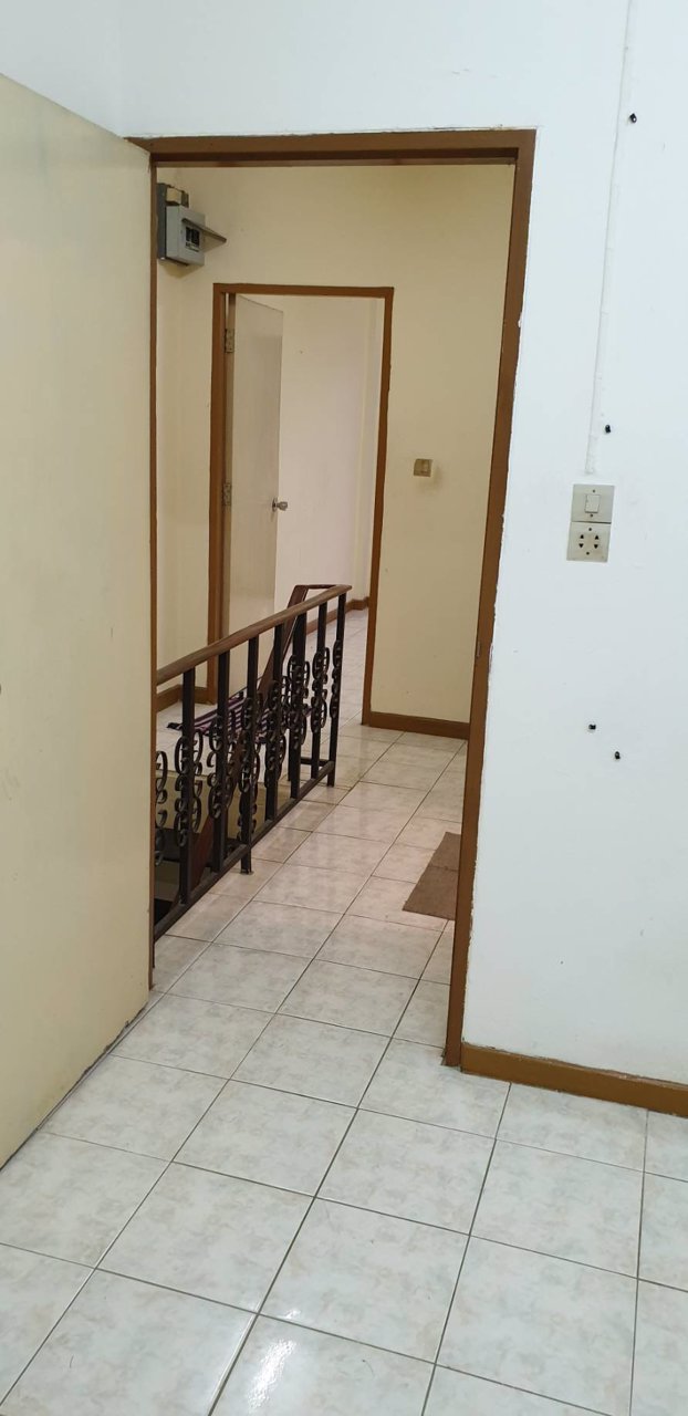 ขายทาวน์เฮาส์-หมู่บ้านสินทวีงามเจริญ-แขวงท่าข้าม-เขตบางขุนเทียน