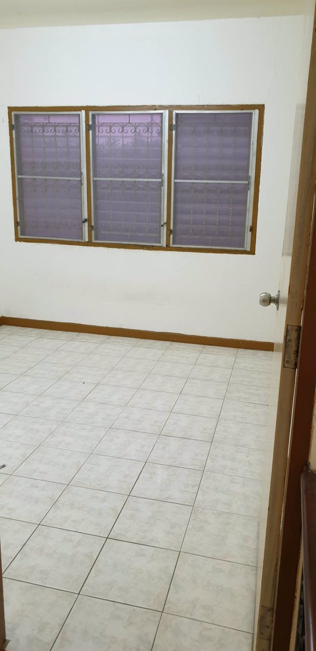 ขายทาวน์เฮาส์-หมู่บ้านสินทวีงามเจริญ-แขวงท่าข้าม-เขตบางขุนเทียน