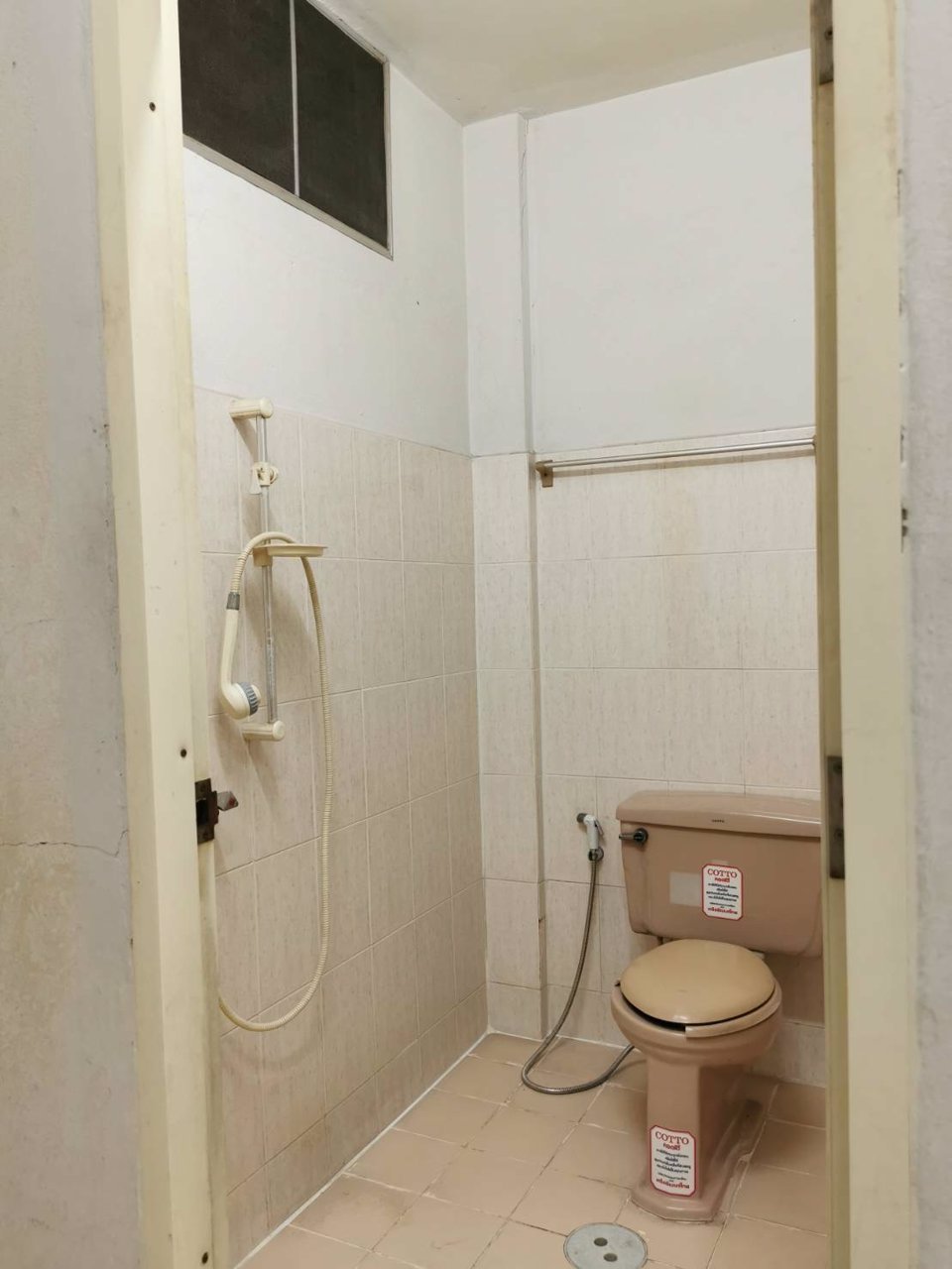 ขายทาวน์เฮาส์-ราคาถูก-หมู่บ้านสินทวีงามเจริญ-แขวงท่าข้าม-บางขุนเทียน