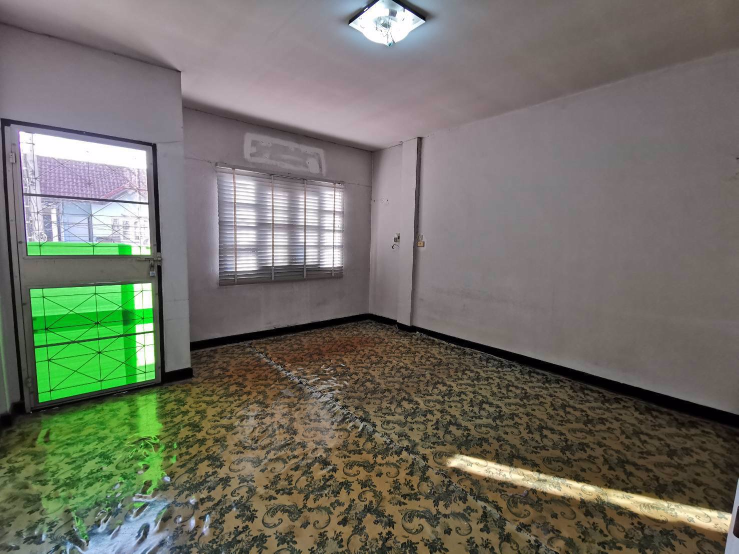 ขายทาวน์เฮาส์-ราคาถูก-หมู่บ้านสินทวีงามเจริญ-แขวงท่าข้าม-บางขุนเทียน