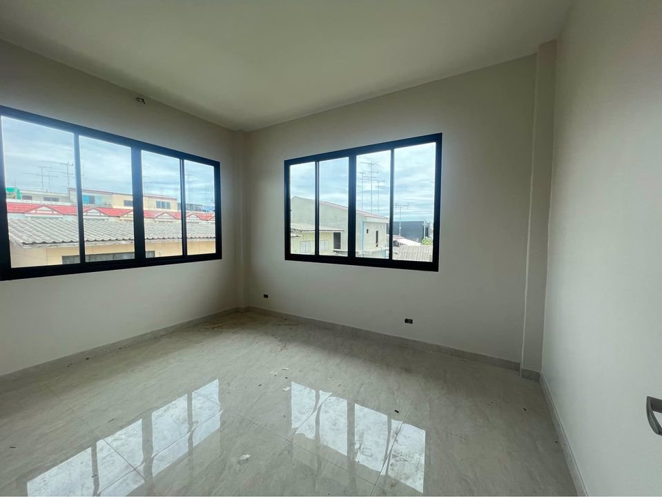 ขายบ้านมือหนึ่ง2ชั้น-ใจกลางบ้านโป่ง-ราชบุรี