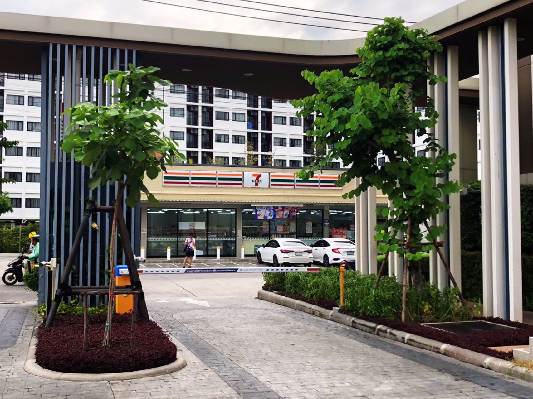 ขายห้องใหม่-ดีคอนโด-แคมปัส-โดม-รังสิต-วิวสระว่ายน้ำ-